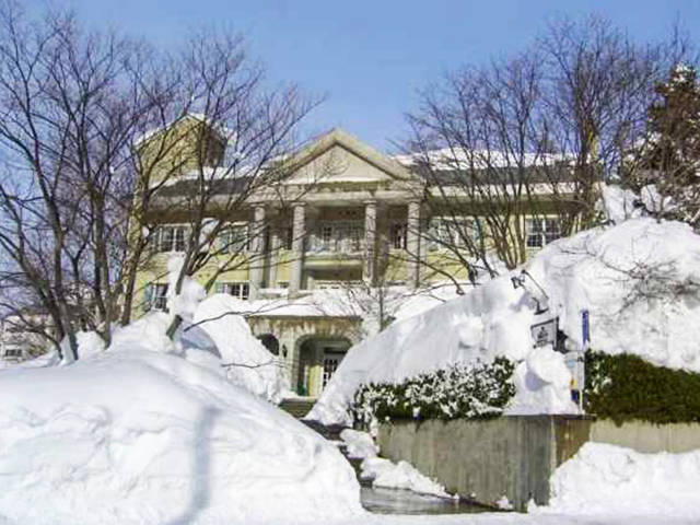 苗場スプリングスホテル