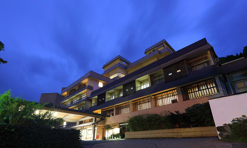 越後湯沢温泉　水が織りなす越後の宿　双葉