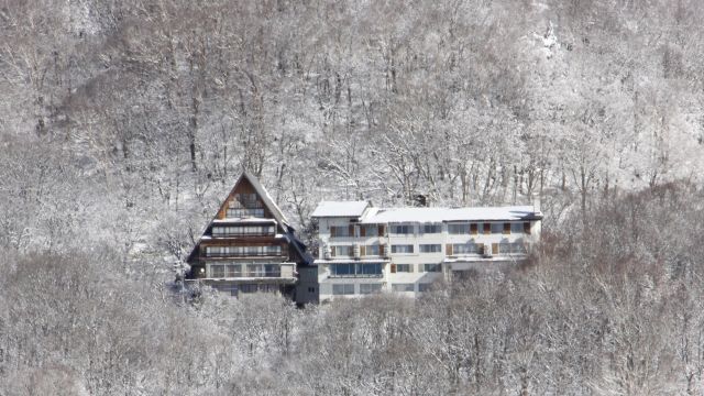 西発哺温泉ホテル